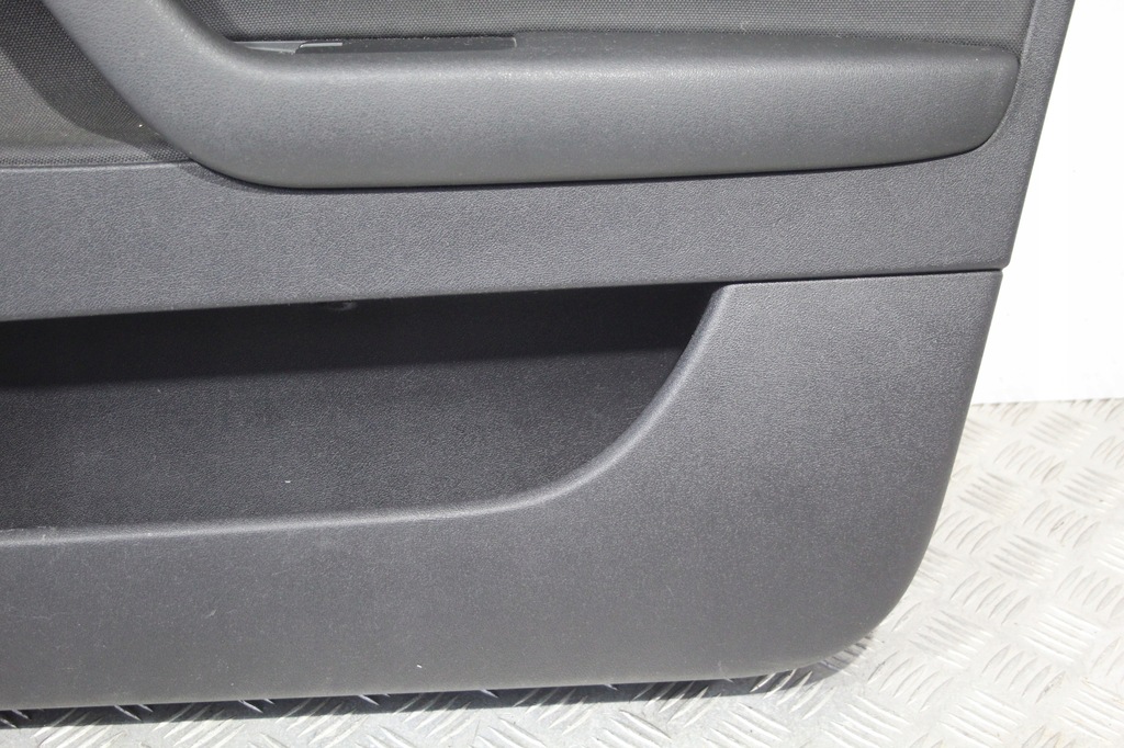 фото №5, Обшивка дверь правый перед audi a3 8p0 8p lift