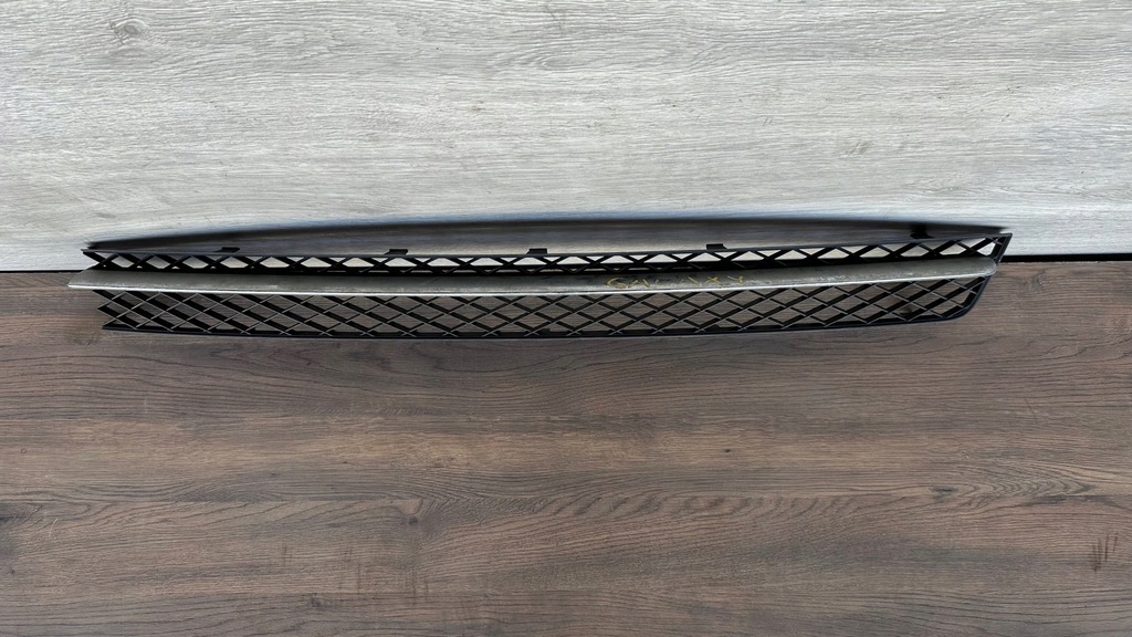 фото №1, Galaxy mk2 решётка заглушка бампера перед хром