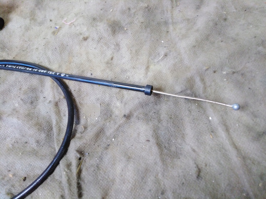 фото №6, Mercedes r w251 ручка трос открывания капот компьютер