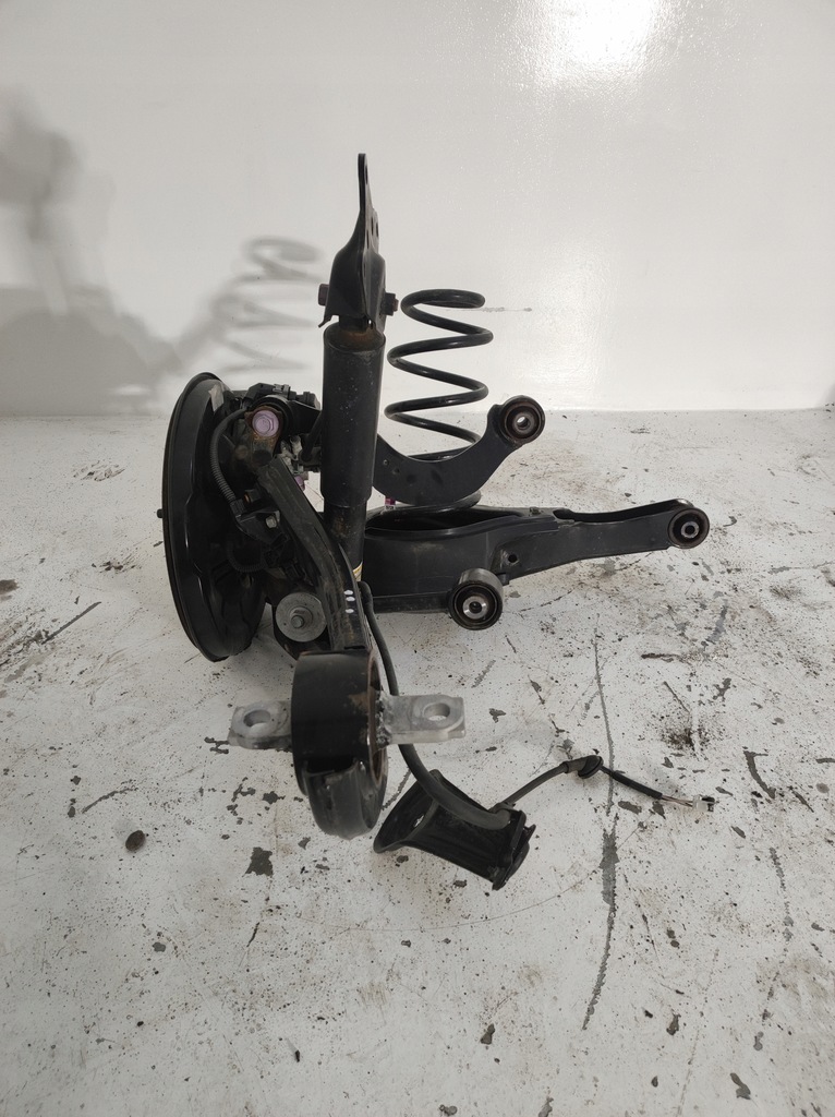 фото №7, Поворотный кулак подвеска рычаги правое задняя highlander xu70 iv 4