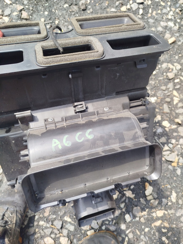 фото №6, Отопитель корпус audi a6 c6 4f1820351s