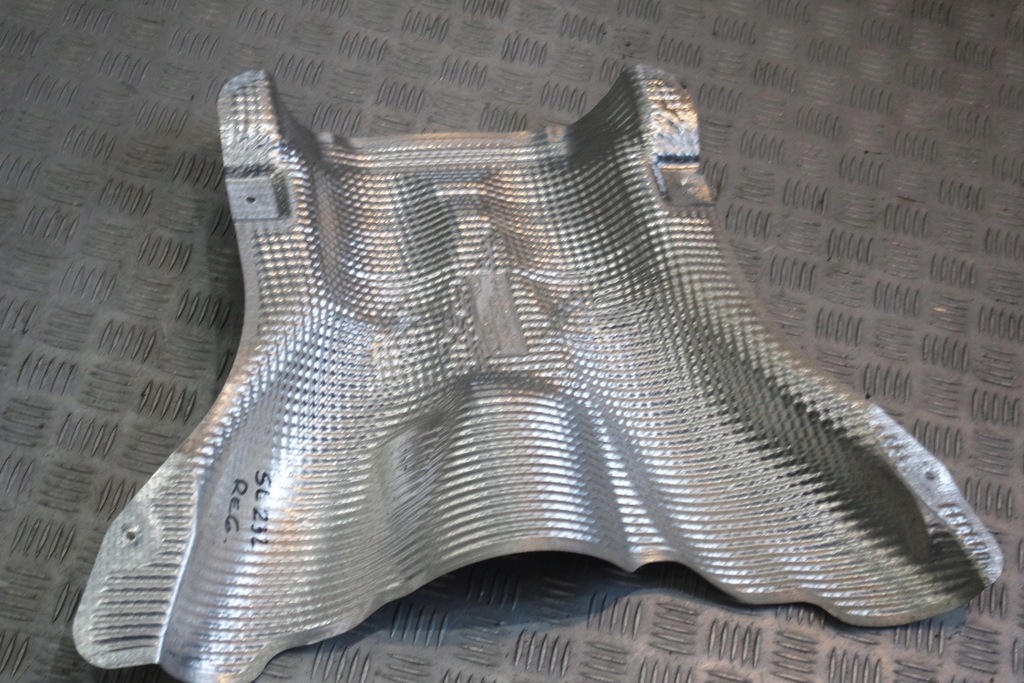фото №1, Защита тепловая mercedes sl r232 a2324710500