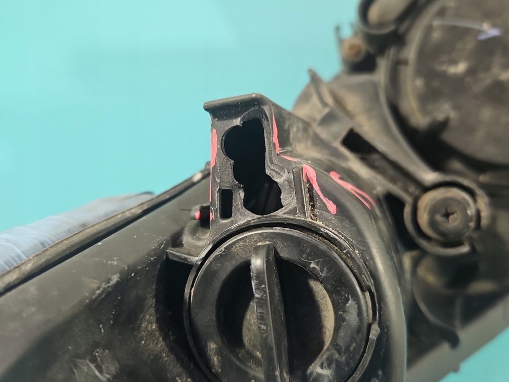 фото №15, Фара левый лампа перед bixenon led hyundai ix35 09-13 europa