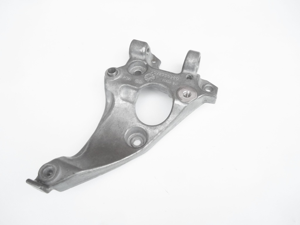 фото №1, Toyota proace verso 1,6d-4d кронштейн кронштейн