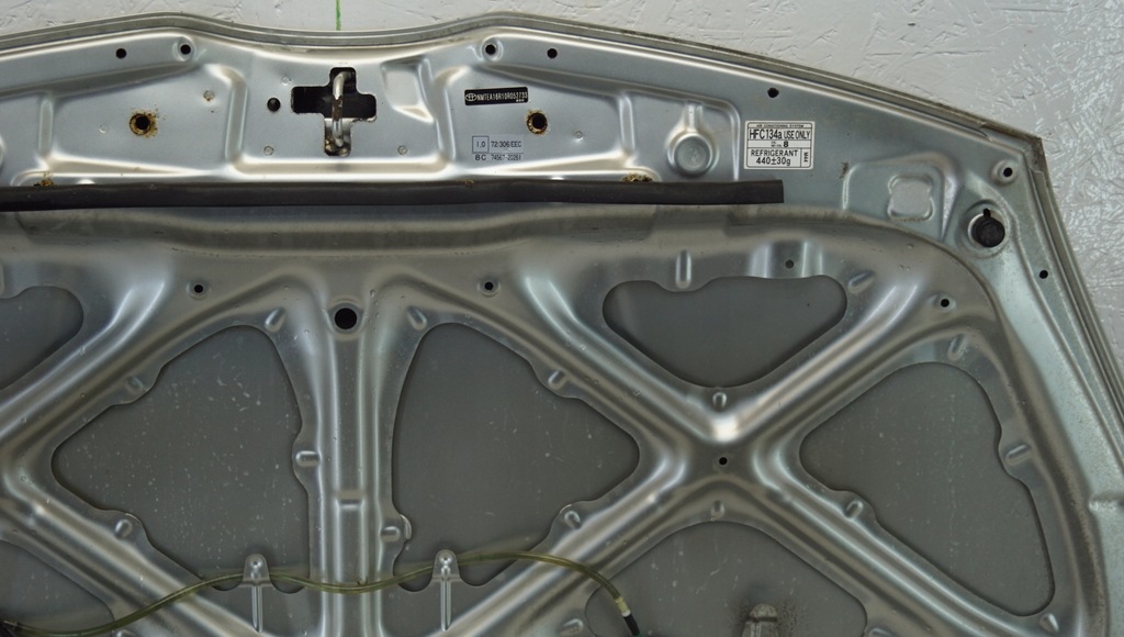 фото №16, Капот крышка двигателя toyota corolla verso