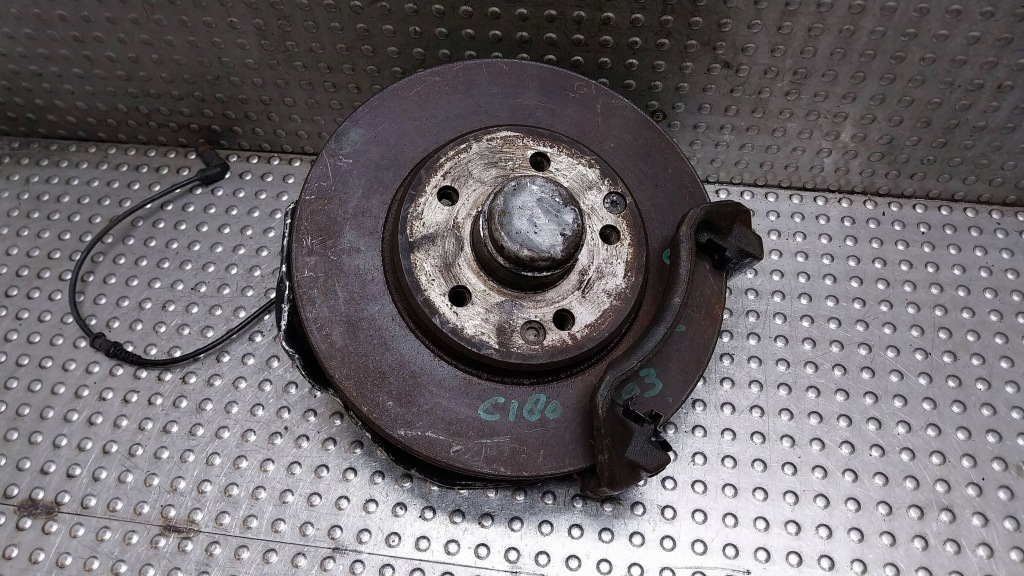 фото №1, Поворотный кулак ступица суппорт левый перед 20900 mercedes w203 w209 slk r171 2.2cdi