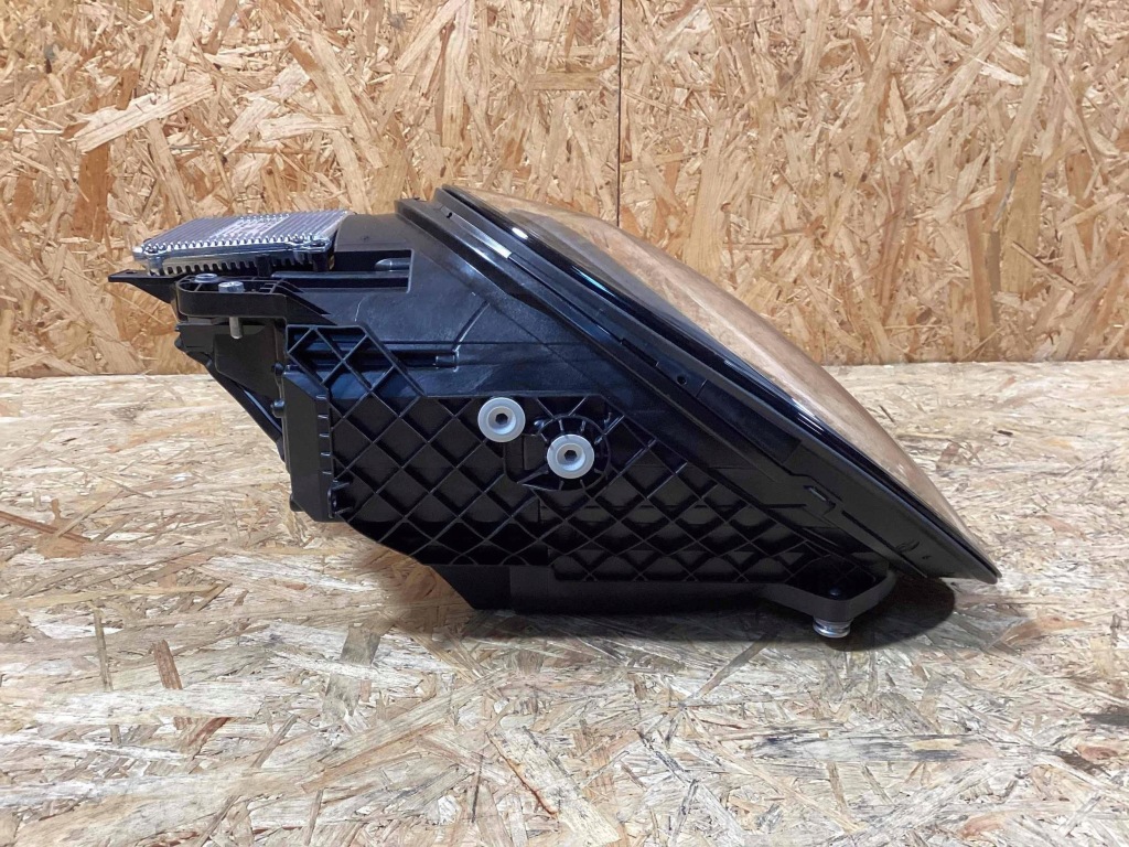 фото №12, Porsche 911 992 лампы левая правая matrix ece 9p5941060e 9p5941059e