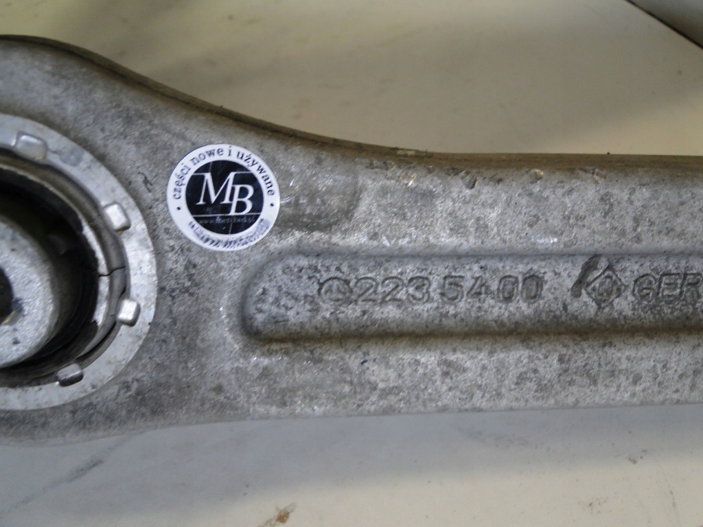 Mercedes поворотный кулак перед a2233100 s klasa w223 в Украине
