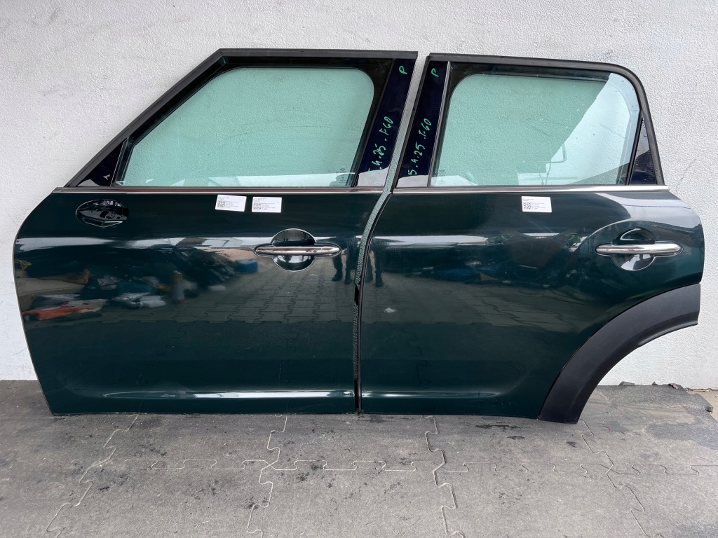 Купить Дверь левое  перед задняя mini f60 цвет c19