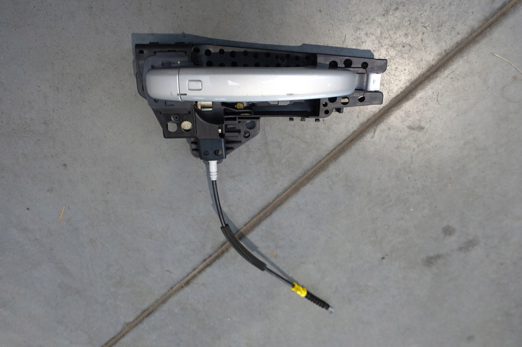 фото №1, Audi q5 sq5 8r0 ручка наружная правый перед