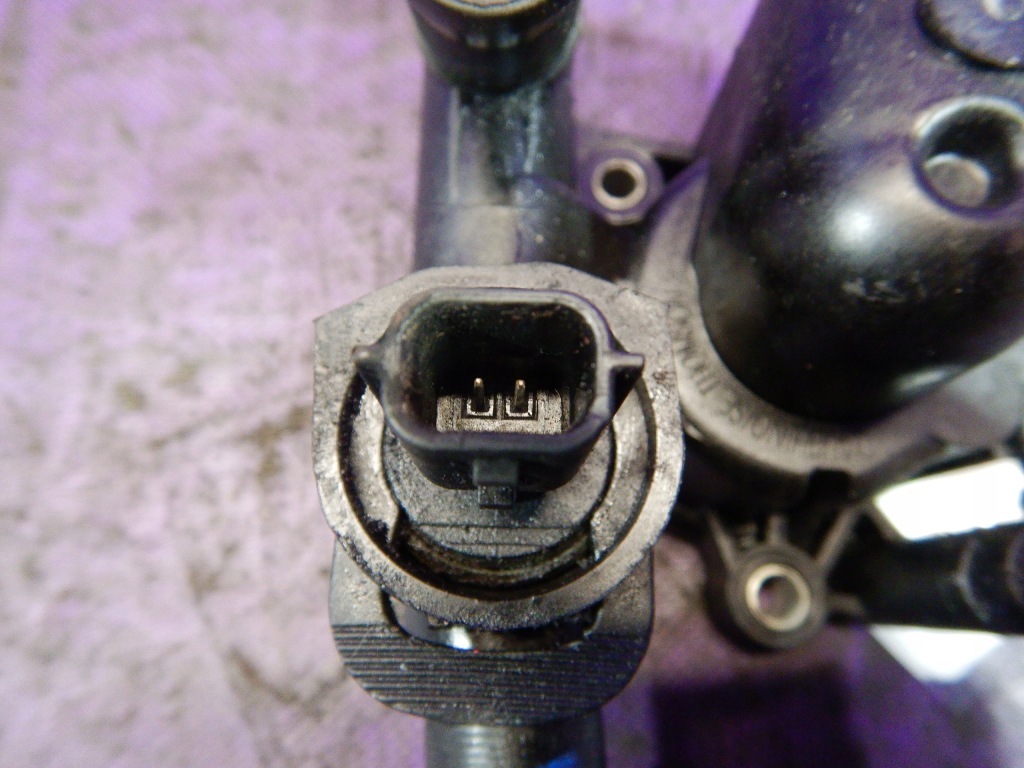 фото №4, Renault laguna iii 3 07- 2,0 dci m9r 742 корпус термостата датчик