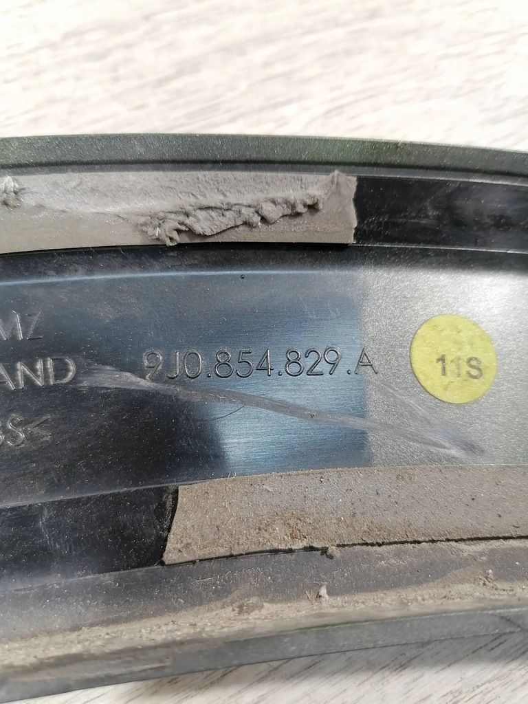 фото №5, Taycan turbo молдинг крила лівий задня 9j0854829a