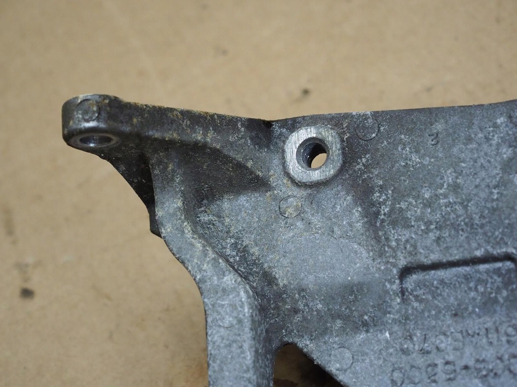 фото №13, Кронштейн насоса кондиционера subaru legacy iii 2.0 ej20