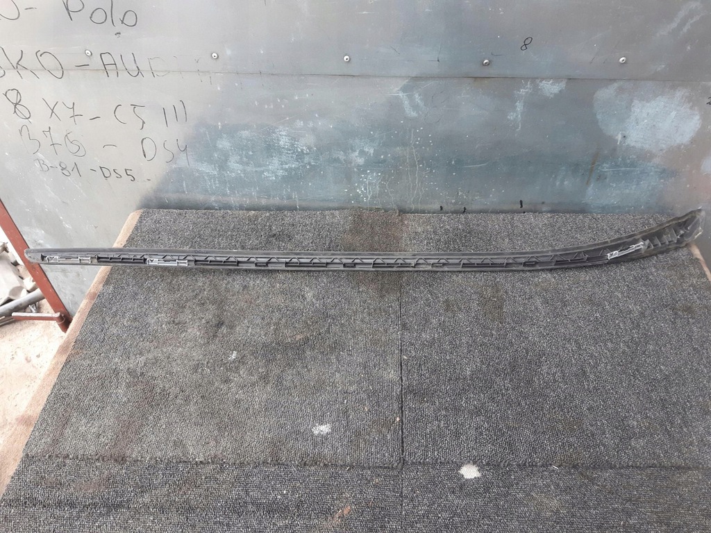 фото №12, Молдинг стекло лобовое левая 9688471580 citroen ds4