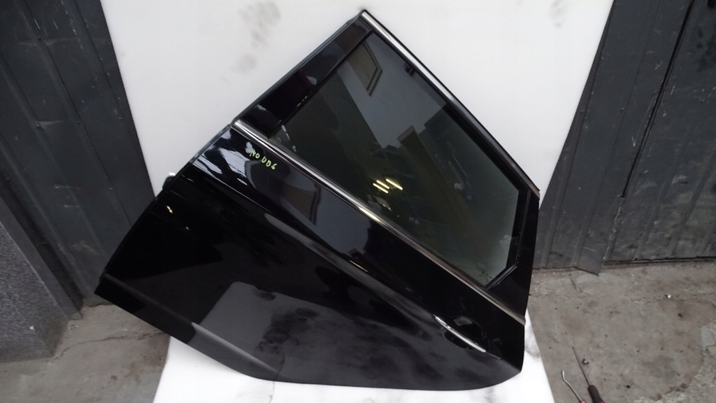 фото №1, Двері ліва задня hyundai i40 2011- ub6 kombi