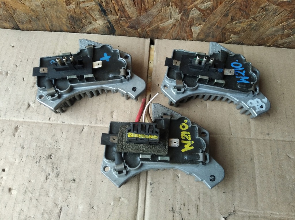 фото №1, Резистор резистор вентилятор mercedes w210 2108206210