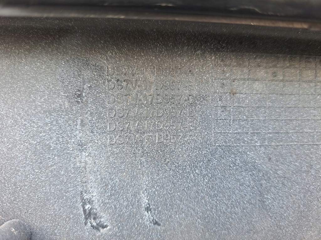 фото №12, Ford mondeo mk5 бампер перед передній 4 x pdc