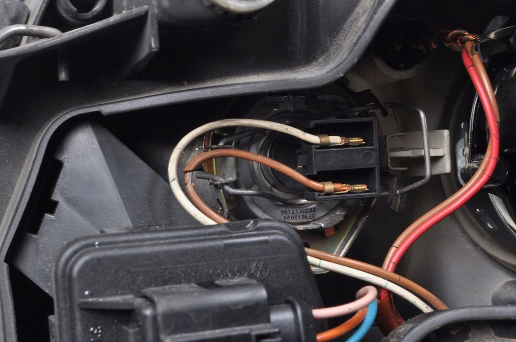 фото №9, Audi a6 c5 лампа правая передняя правый перед линза