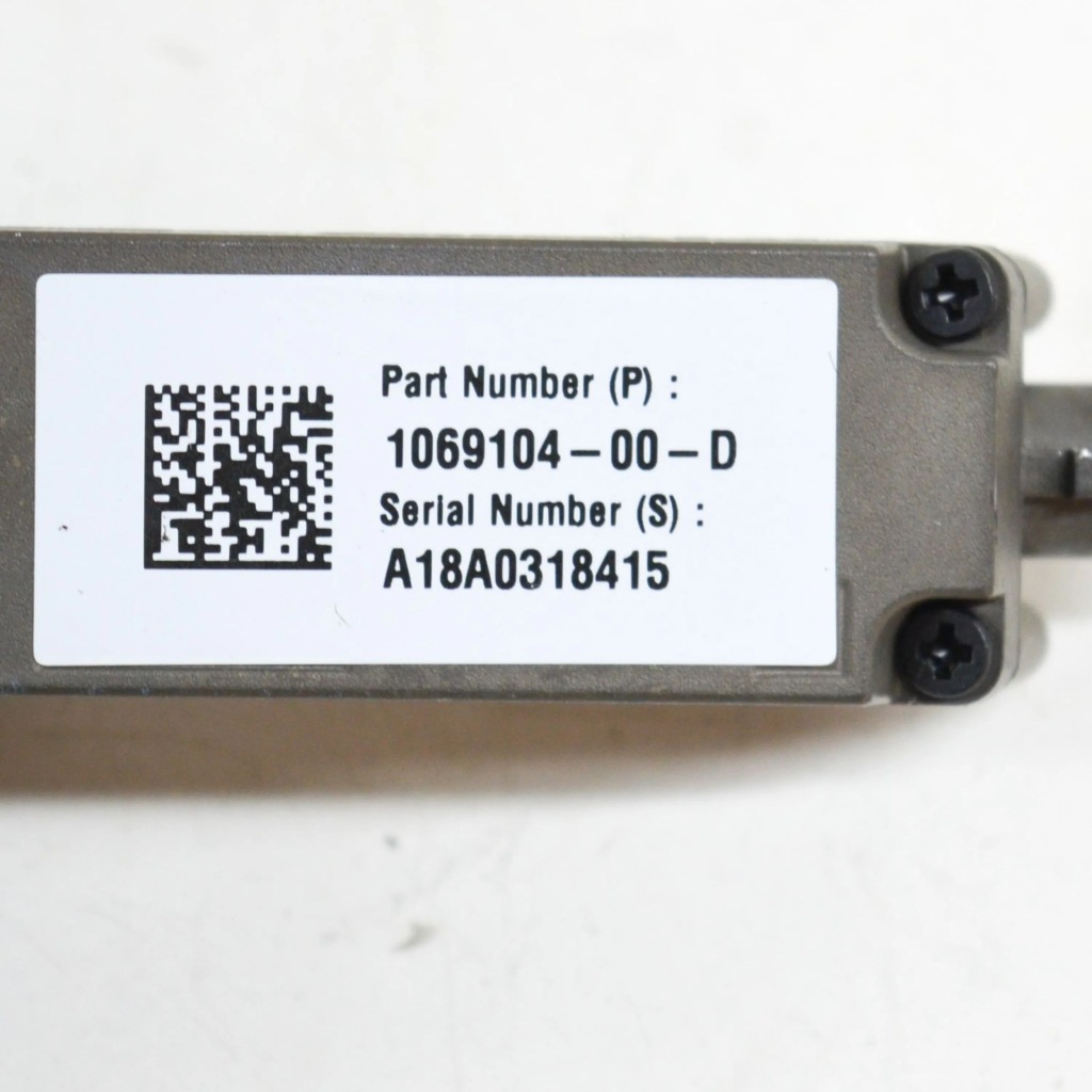 Tesla model x 2018 левая сторона камера на крыле боковой с Разборки