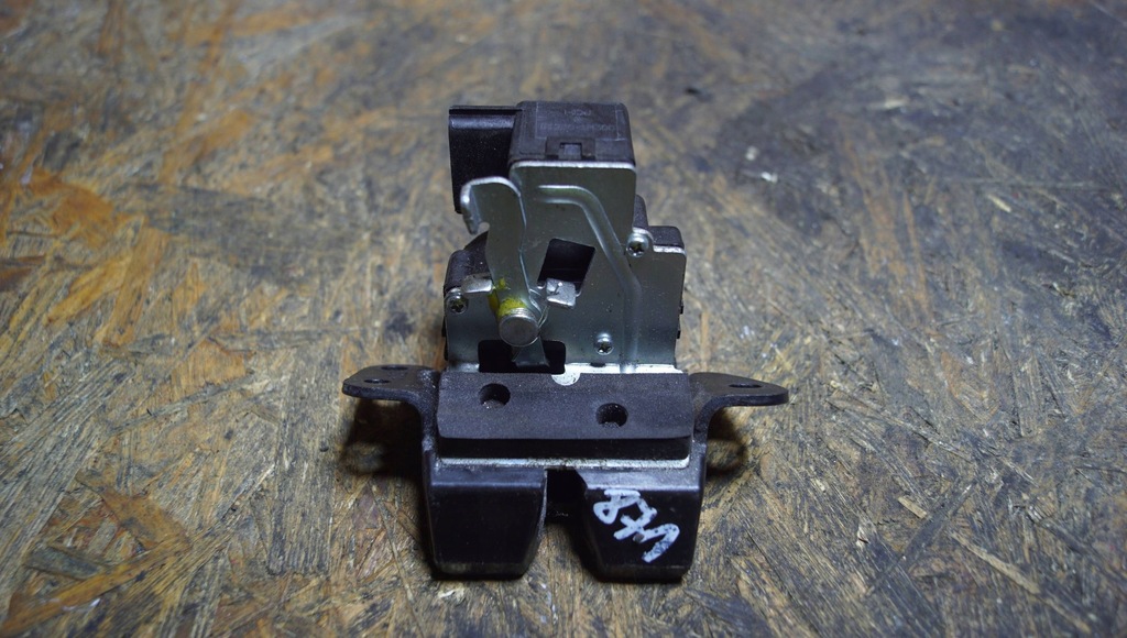 фото №7, Hyundai ix35 замок задний крышки 81230-1h300 871