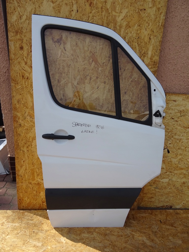 фото №1, Mercedes sprinter 906 дверь правое правый перед