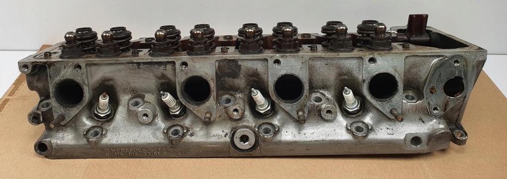 Головка двигуна mercedes w126 3.8 v8 r1160163301 Зі Шроту