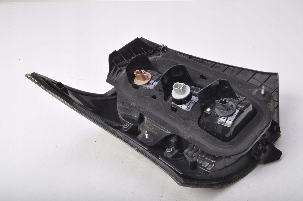 фото №6, Toyota iq лампа правая задняя правый задняя