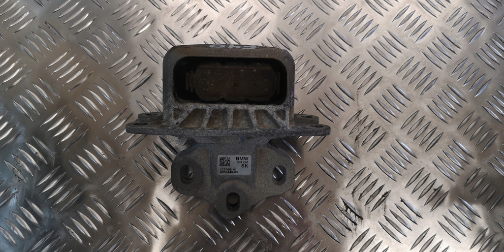 фото №1, Кронштейн подушка bmw 1 f40 6853449