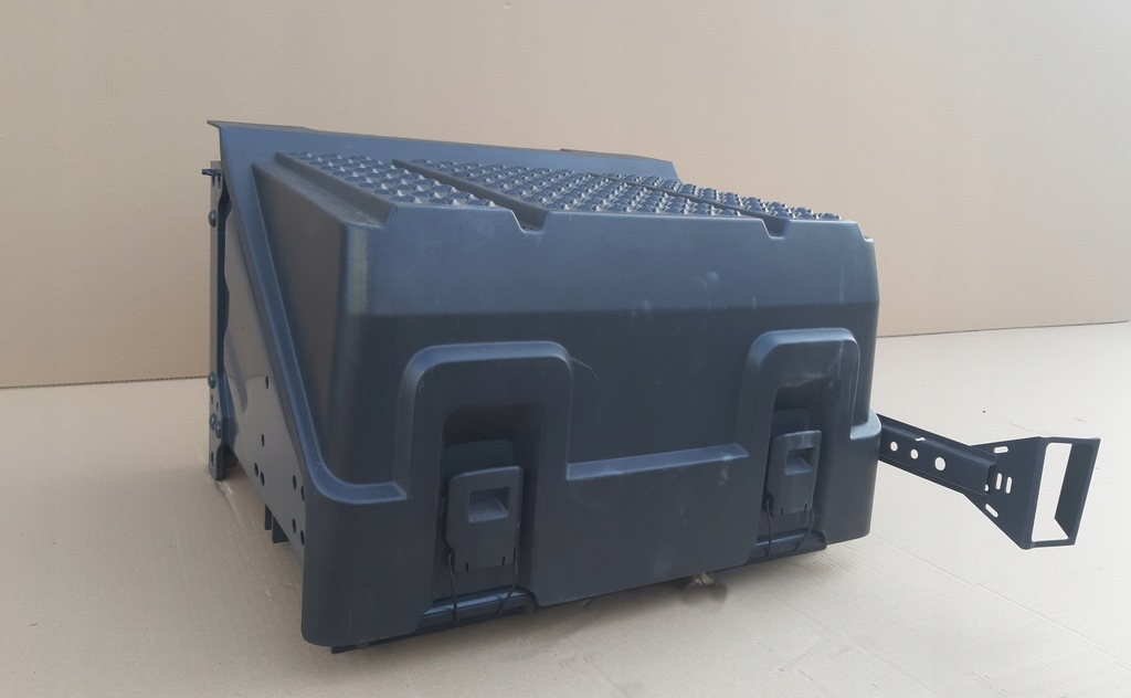 фото №3, Scania r s ngs основа акумуляторів кришка