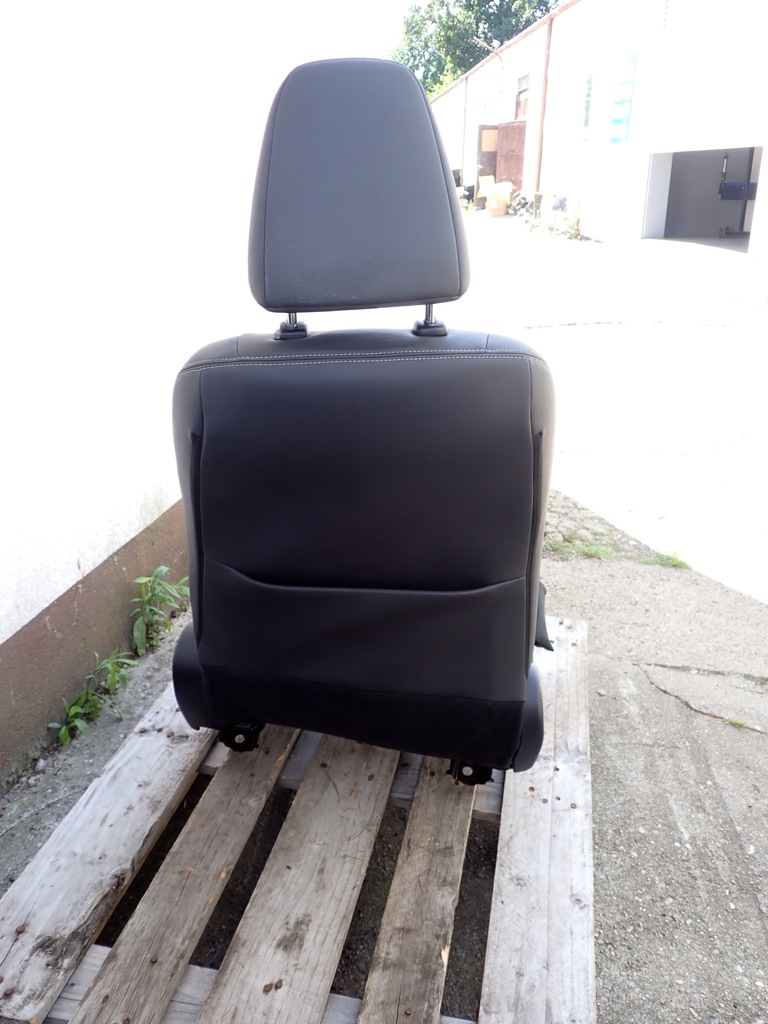 фото №10, Сиденье водителя правый полукожа lexus is iii 200t 300 po lift 2018 europa