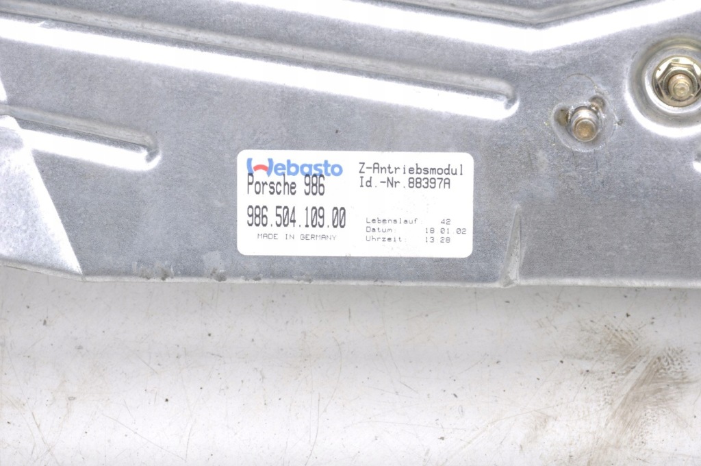 фото №10, Porsche boxster 986 механизм спойлера спойлер 98650410900 9865046130