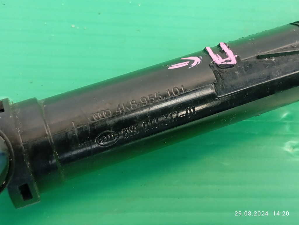 фото №8, Омыватель лампы левый audi a6 c8 4k0955101