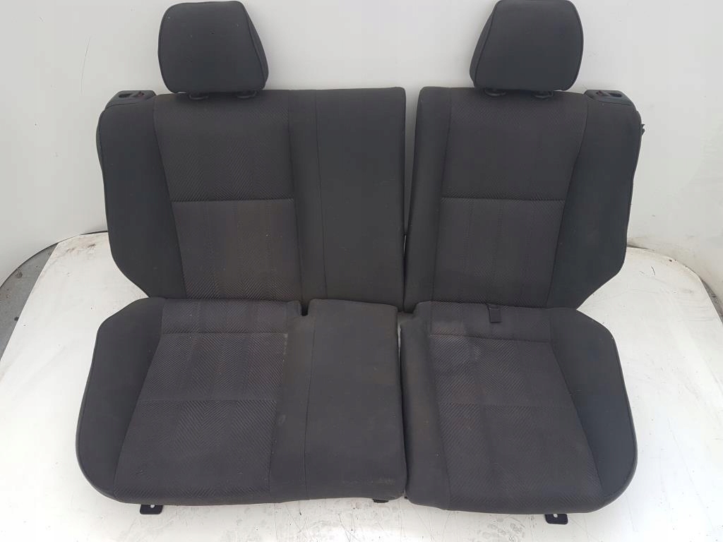 фото №1, Заднє сидіння задня сидіння задня alfa romeo 147 3d