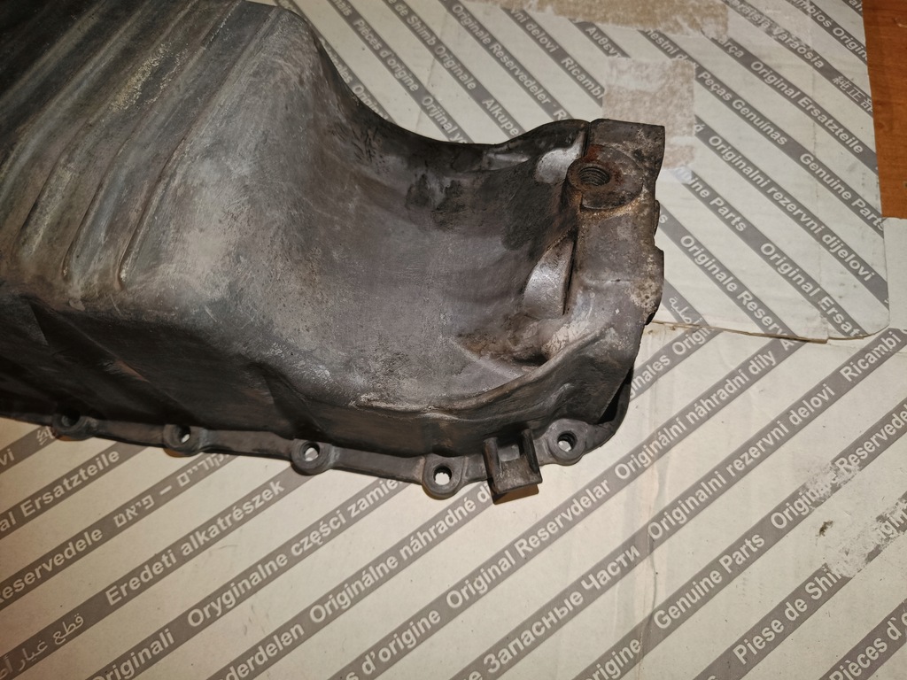 фото №7, Поддон масляная alfa romeo giulietta 1.4 16v оригинальный номер 55209020