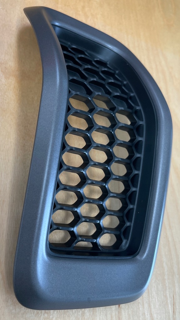 фото №1, Решітка радіатора капот чорні jeep cherokee kl trail 14- nr2