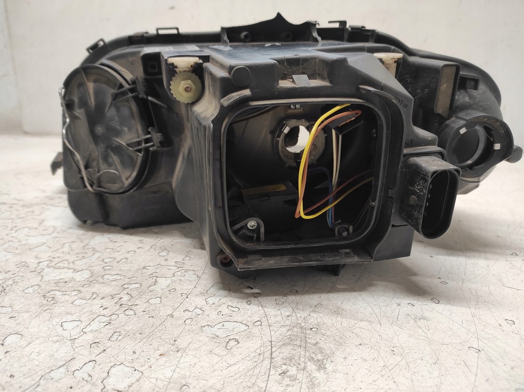 фото №7, Audi a3 8p 03-08 лампа права перед 8p0941004k