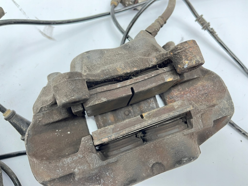 фото №9, Супорти 4-tłoczkowe перед mercedes w124 124 e320 3,2 300ce 24v 300e 24v