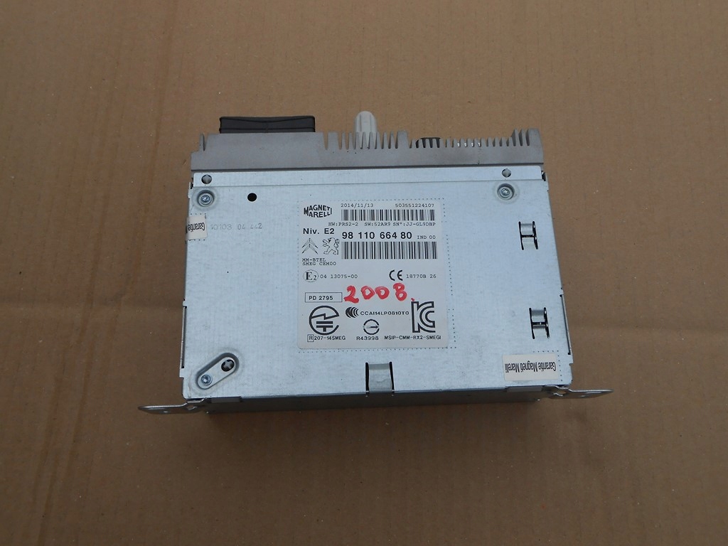 фото №1, Peugeot 2008 радио