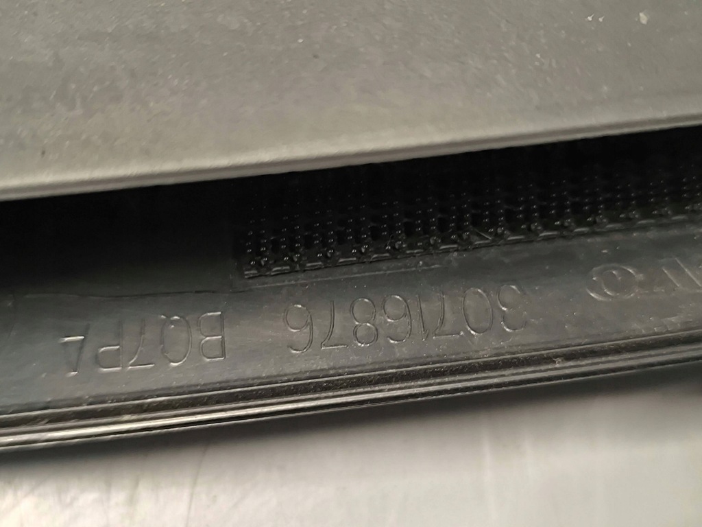 фото №6, Спойлер спойлер кришки задня volvo c30 30716876