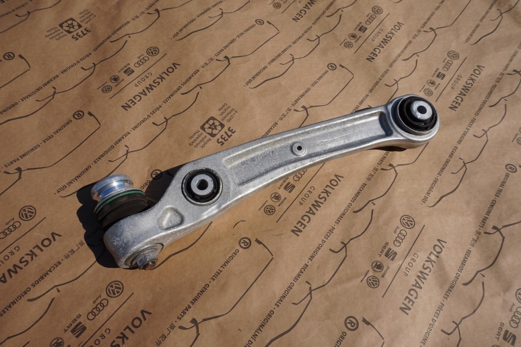 фото №1, Рычаг правый audi a6 c8 4k 4m0407156e