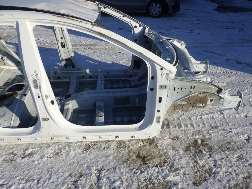 фото №1, Hyunday bayon 2022 чверть перед правий лонжерон