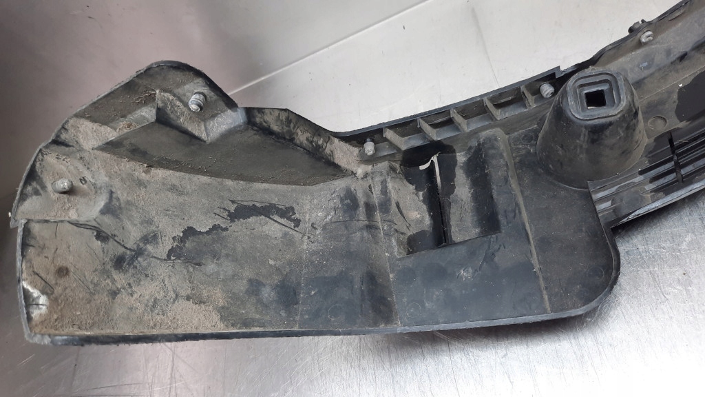 фото №6, Напрямна бампера задня задній правий 30698136 volvo xc90