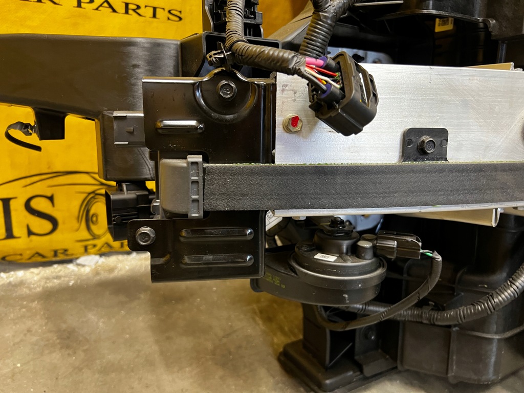 фото №3, Kompletny pas передній перед радіатор радар genesis gv70 2.5l