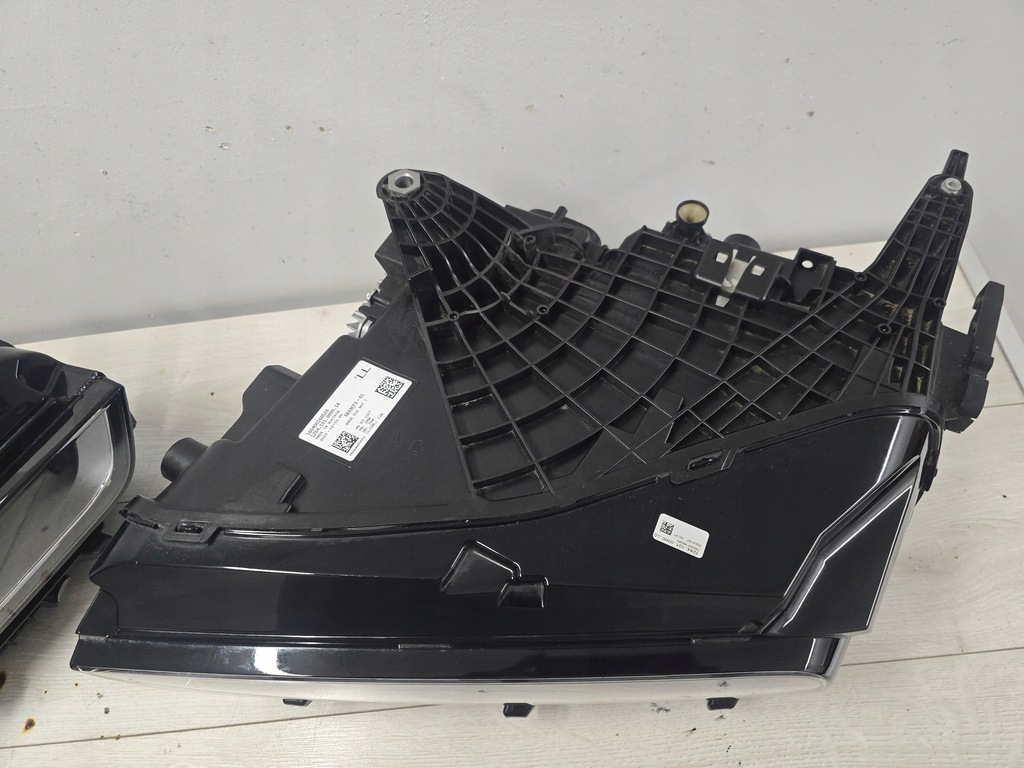 фото №10, Лампа левая правая bmw 7 g70 комплектная base