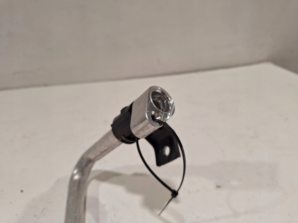 фото №4, Шланг кондиціонера 924800018r renault master iii movano b 2.3 dci