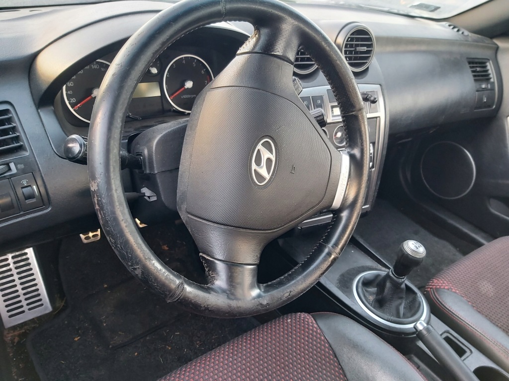 Hyundai купе 2 tiburon приборная панель подушка водителя пассажира ремень левое  правый в Украине