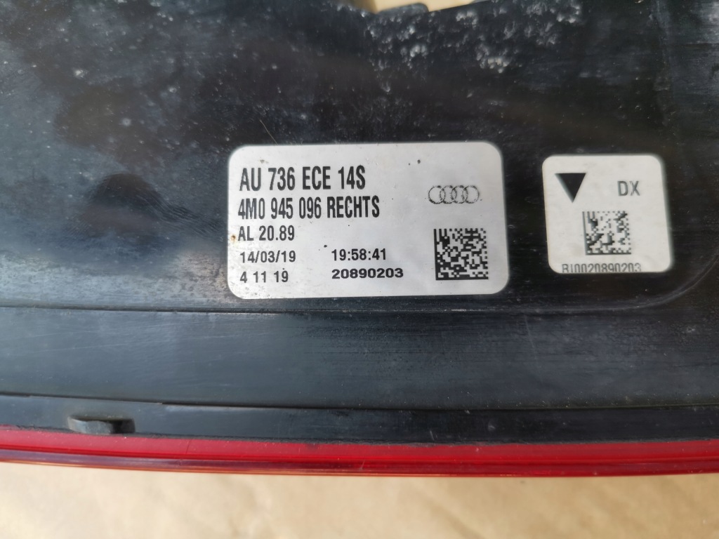 фото №11, Audi q7 2015- w бампер лампа правая задняя задняя