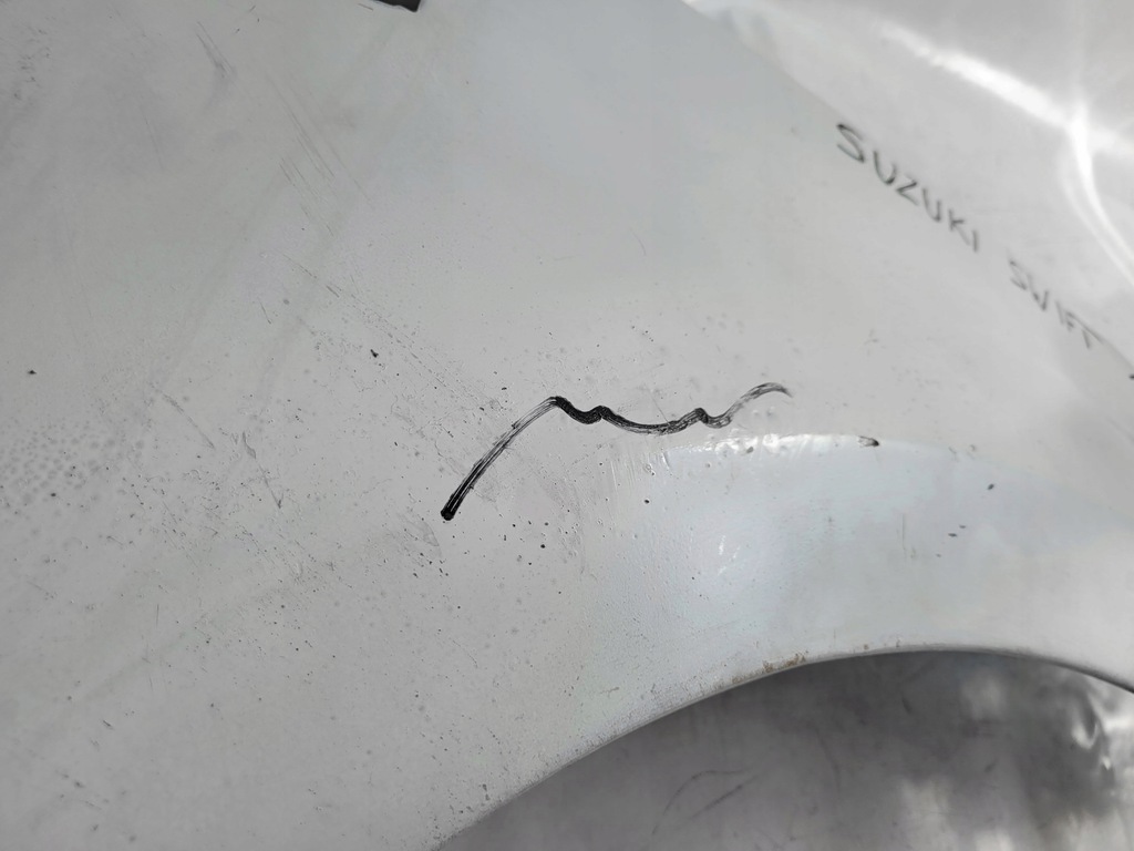 фото №8, Крыло левый / правый перед suzuki swift 2017-