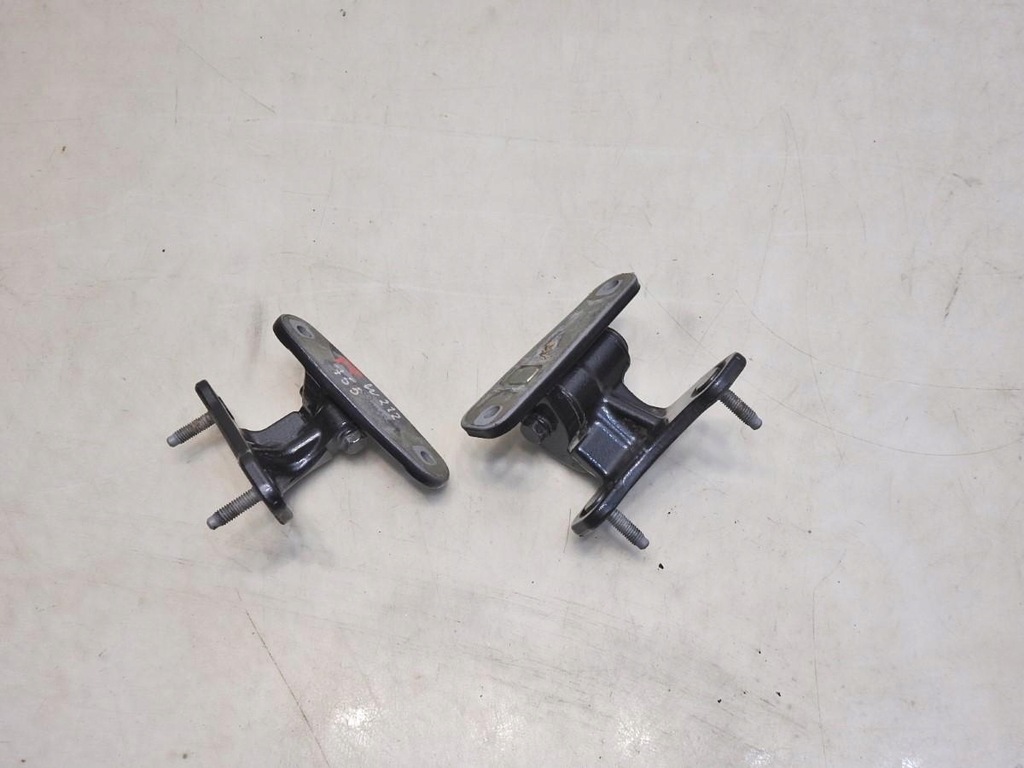 фото №6, Петля петли дверь правый перед 755 mercedes w212 a047058