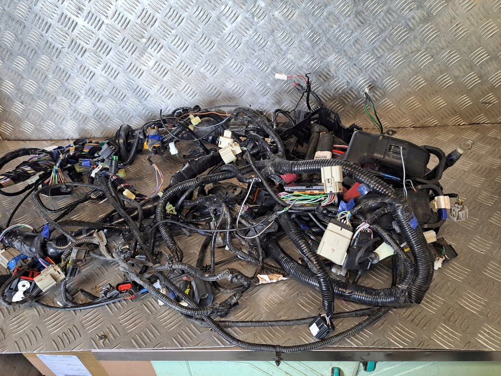 фото №3, Ford ranger 2019 r 3.2 tdci електропроводка відсік двигуна